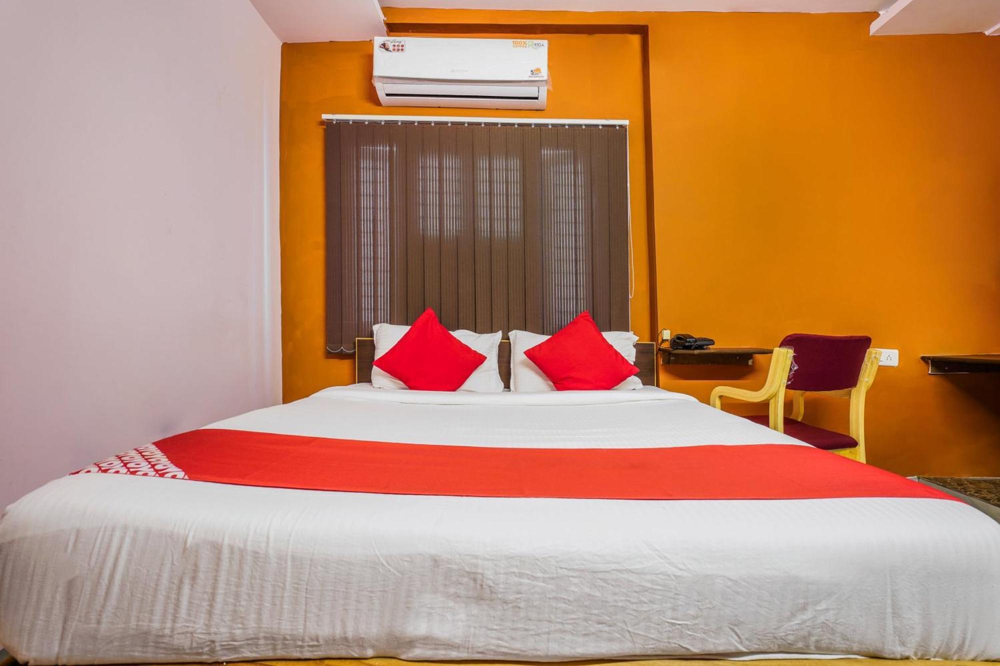 Hotel O Mint Leaves Near Alcazar Mall Hyderabad Eksteriør billede